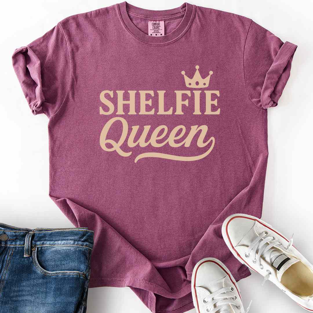 Shelfie Queen T-Shirt