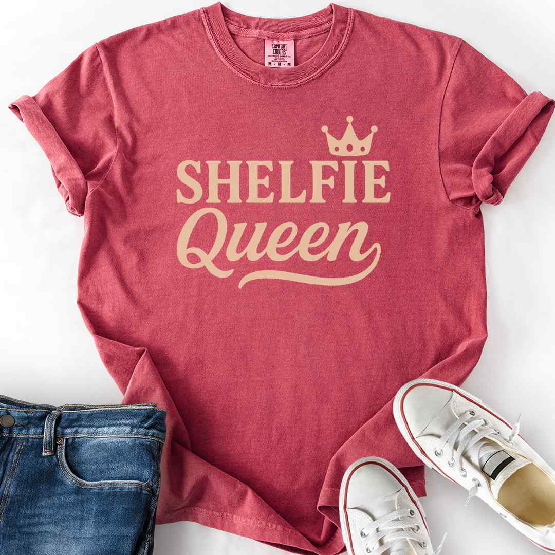 Shelfie Queen T-Shirt