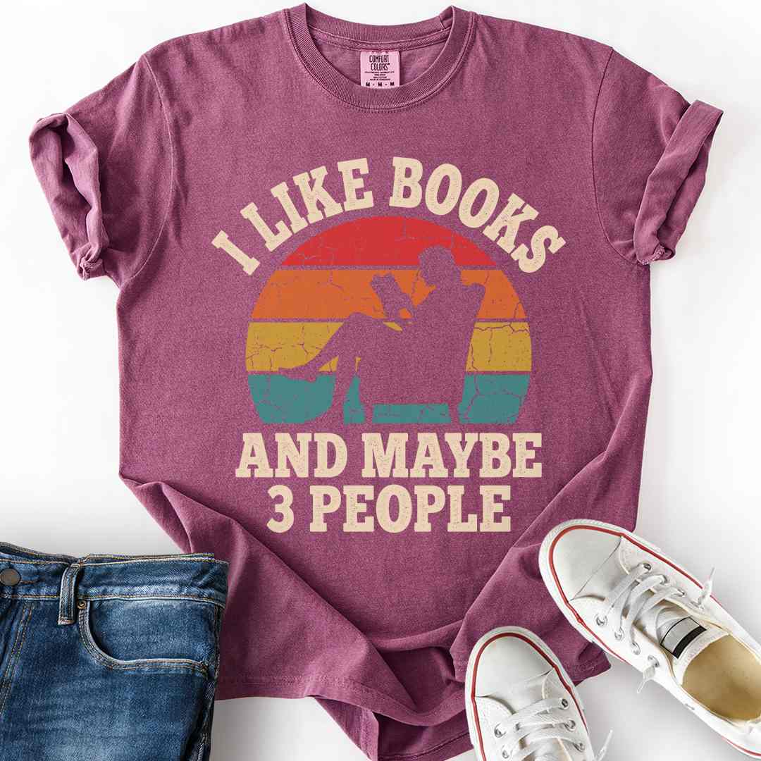 Books And 3 People Retro T-Shirt