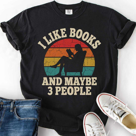 Books And 3 People Retro T-Shirt