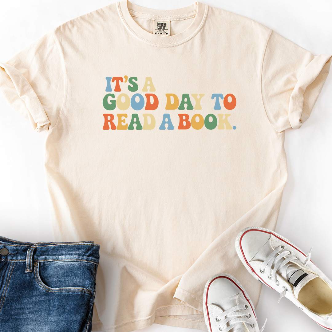 Good Day To Read A Book Retro T-Shirt