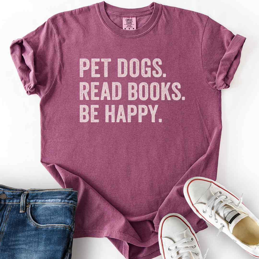 Pet Dogs. Read Books. T-Shirt