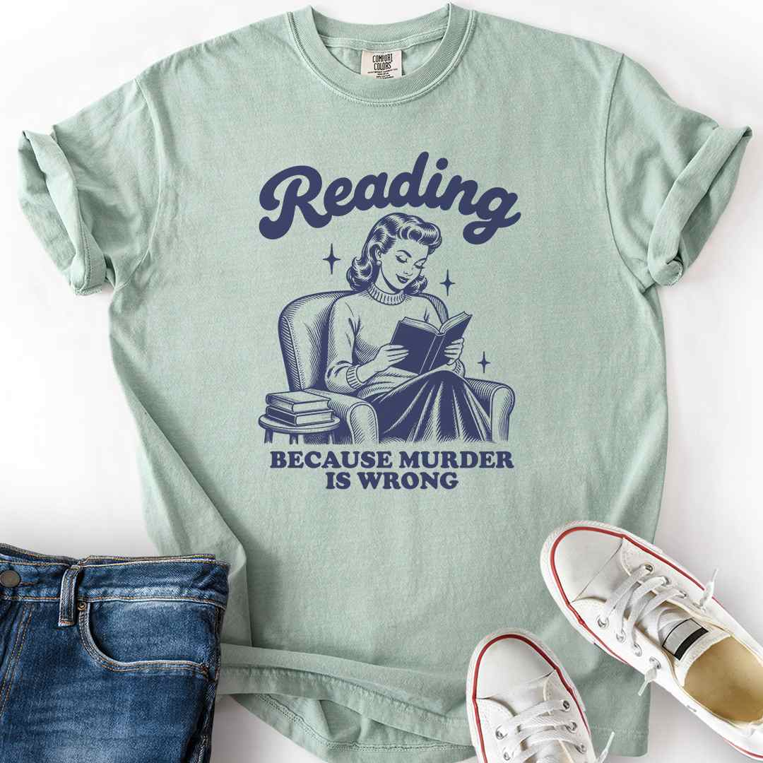 Reading 1950s Housewife T-Shirt